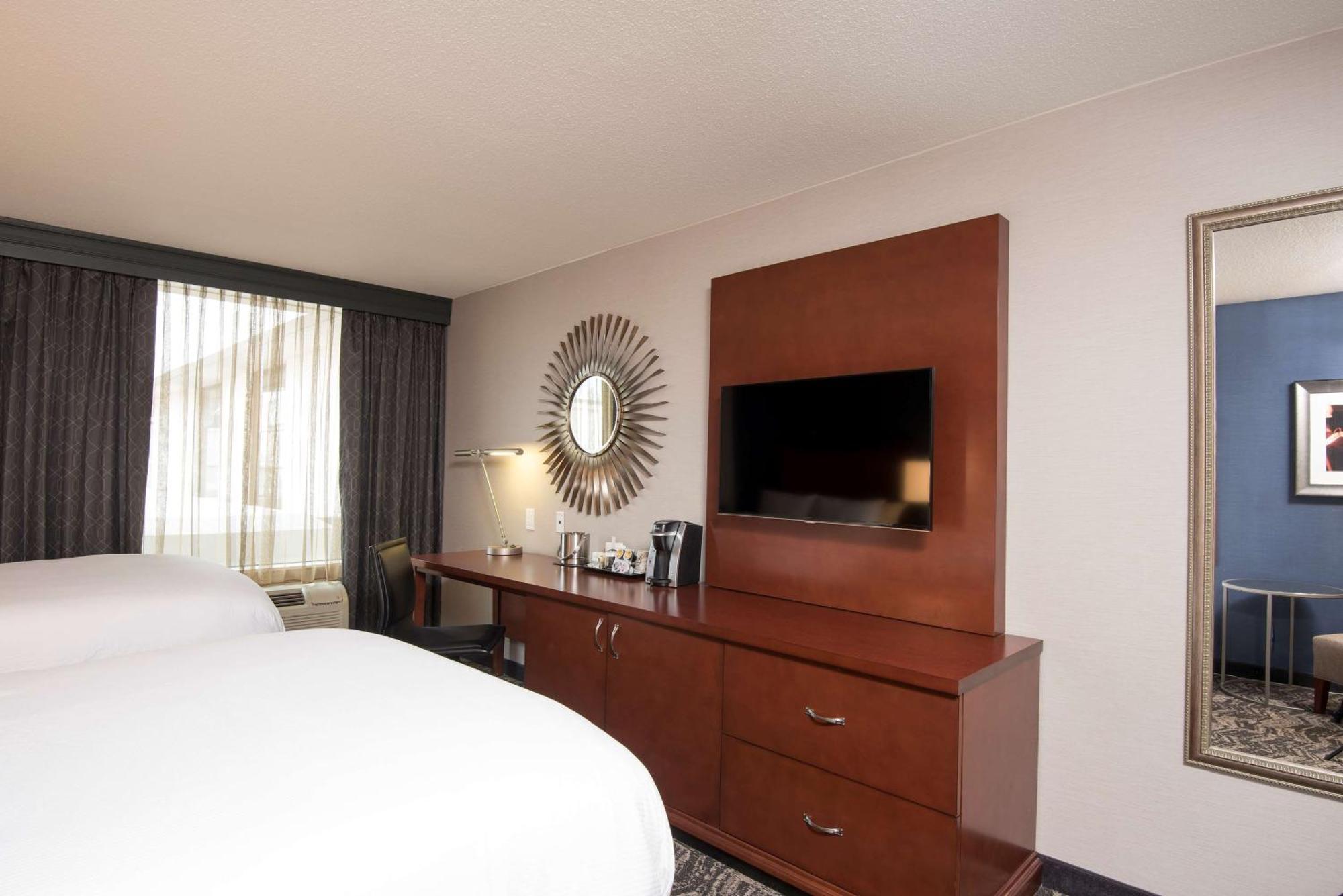 Hotel Doubletree By Hilton Schenectady Zewnętrze zdjęcie